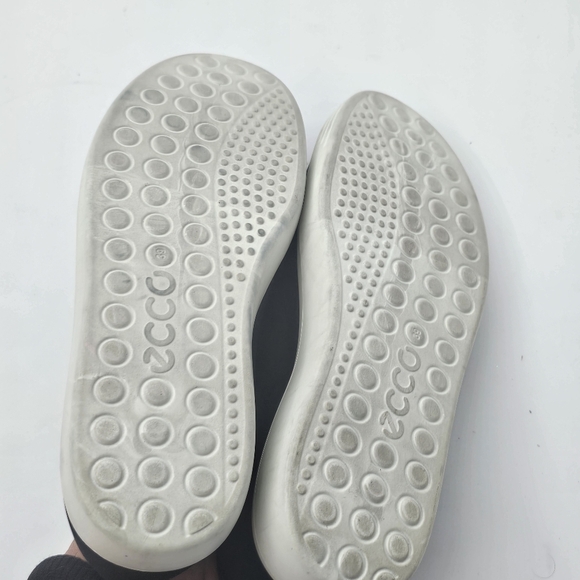 ECCO Women's Soft Classic Slip-On Sneaker Black EU 39 Comfort Athleisure - Picture 7 of 10